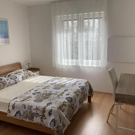 Valens Apartmán *