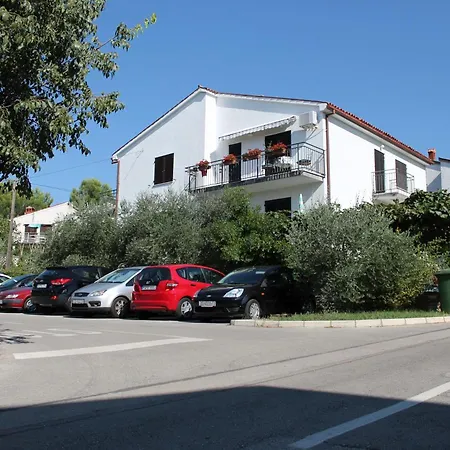Valens Apartmán *